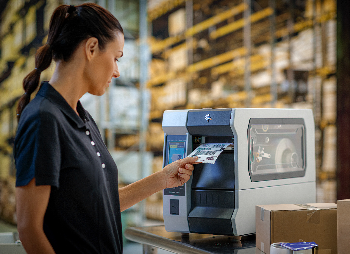 Tisk štítku tiskárnou Zebra ve skladu